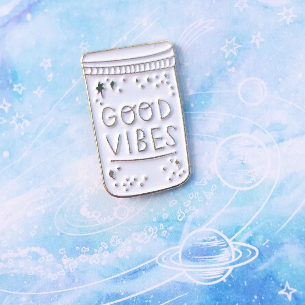 ✨ Good Vibes Pin ✨ - Picture 3 of 5
